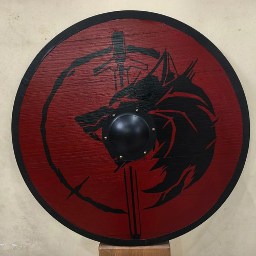 Scudo legno fatto mano - fatto,